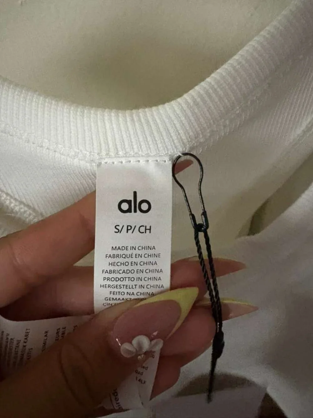 ALO YOGA white tank top size small nwtg
